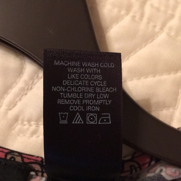 EUC access by Liz Claiborne Empire Waist Top - Picture 6 of 7